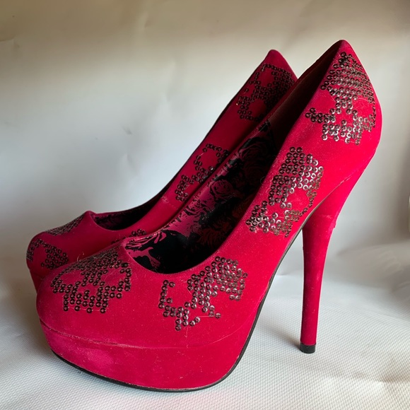 💄💋PROCE DROP💋💄Women’s Heels size 6 - Picture 2 of 5